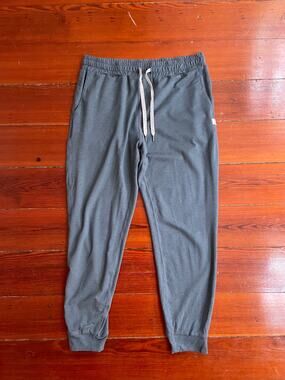 Vuori Jogger Pants Mens Medium Heather Green Drawstring Athletic Style